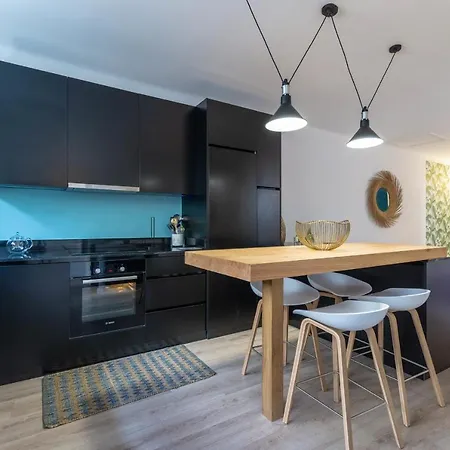 Hébergement de vacances Cocoon Keyweek House With Lovely Patio In Center