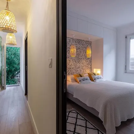 Cocoon Keyweek House With Lovely Patio In Center * Биарриц