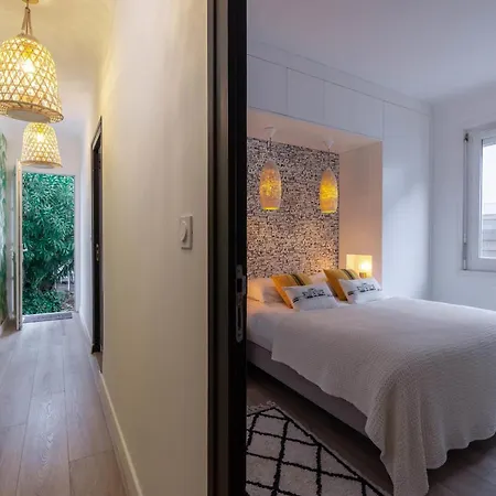 Cocoon Keyweek House With Lovely Patio In Center *